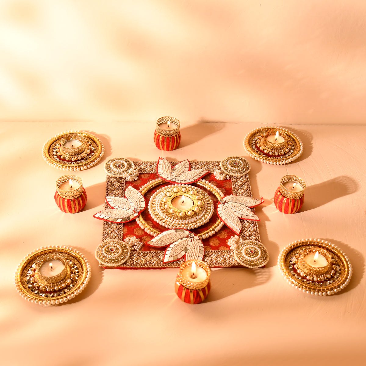 Royal Pearl Diya Rangoli Set