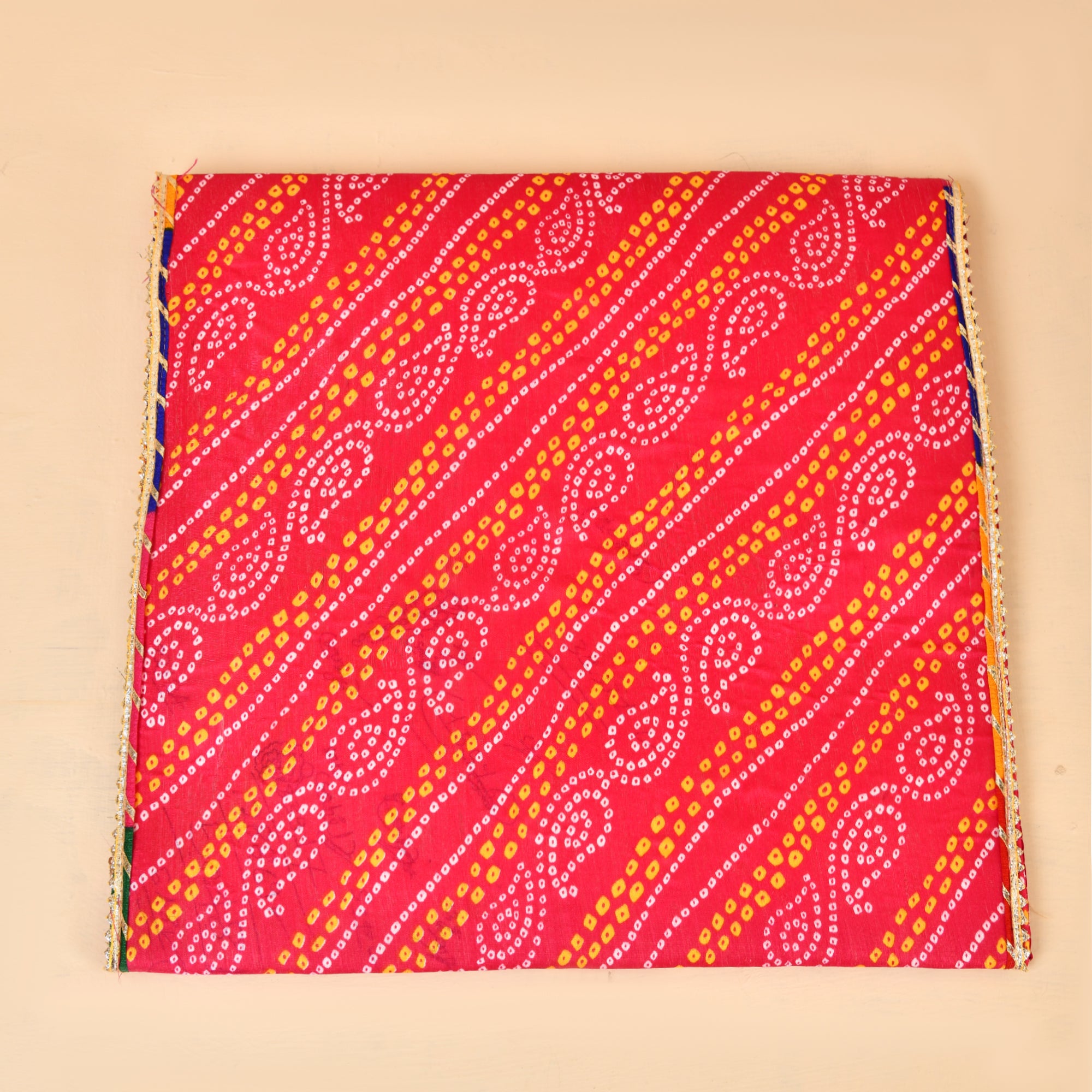 Bandej Saree Cover